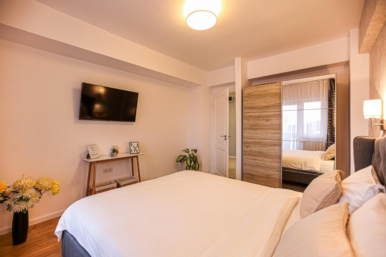 City Apartment Cipariu คลูจ-นาโปกา ภายนอก รูปภาพ