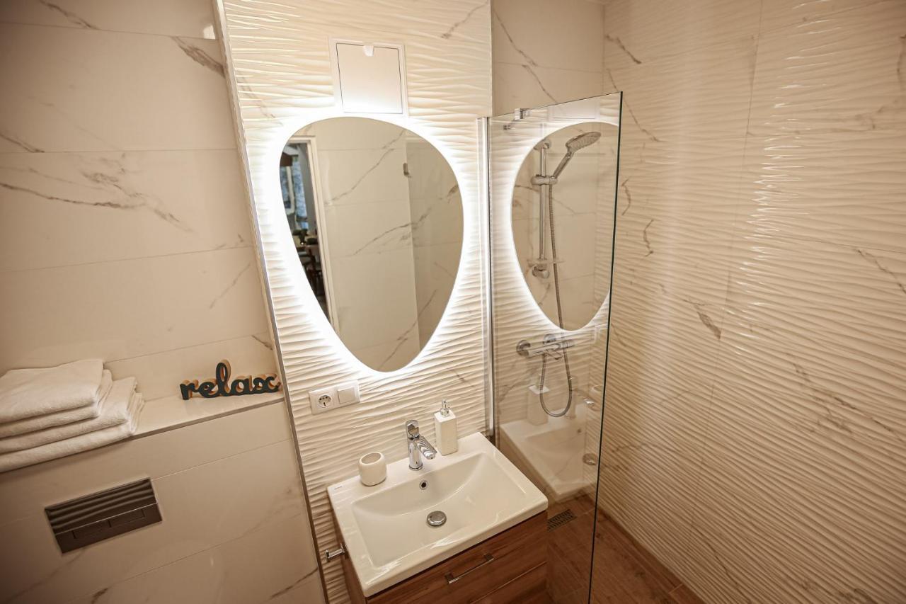 City Apartment Cipariu คลูจ-นาโปกา ภายนอก รูปภาพ